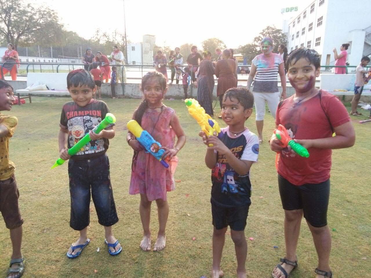 Holi Group